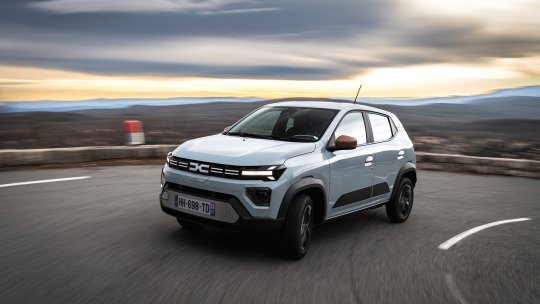 Dacia Spring merge mai departe...