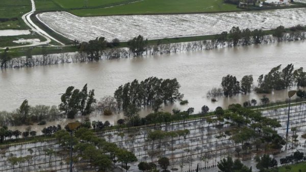 Furtuni puternice și ploi abundente în sudul Europei, dar și în Germania