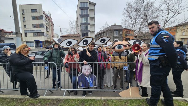 Protest la CSM, unde au loc audierile candidaților la șefia procuraturii