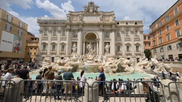 Drepturile turiştilor, în atenția Parlamentului European