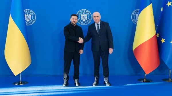 VIDEO: Premierul Ilie Bolojan l-a primit pe președintele Volodimir Zelenski la Palatul Victoria