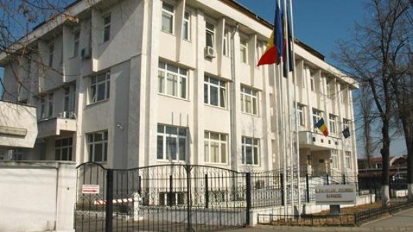 Prahova: Percheziții într-un dosar de deșeuri periculoase