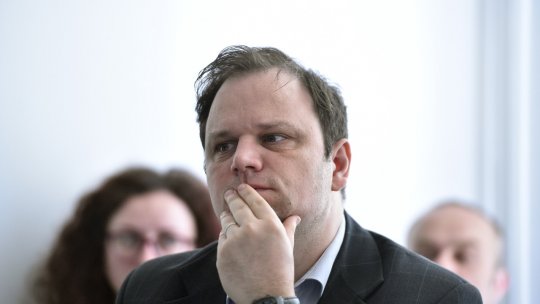 Soluțiile tehnice de control parental "nu pot înlocui gândirea critică și educația media"