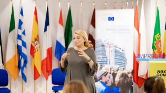 Education for online safety and the use of AI "must start in kindergarten"