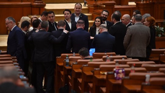 LIVE: La Parlament reîncep dezbaterile pe legea bugetului de stat