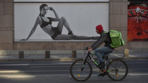 Șoferii și curierii, cei mai căutați la bursa locurilor de muncă