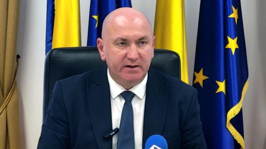 Felul în care își reduc cheltuielile cu salariile va fi decis de autoritățile locale