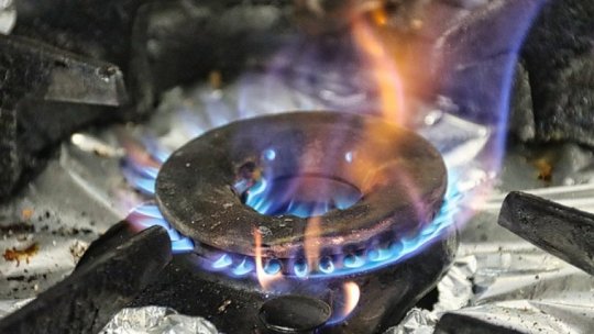Preţul gazelor naturale pentru consumatorii casnici rămâne plafonat până în aprilie 2027