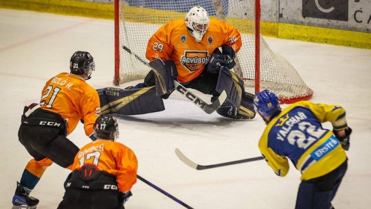 Hochei: Corona Brașov – ACSH Gheorgheni, meci pentru titlu