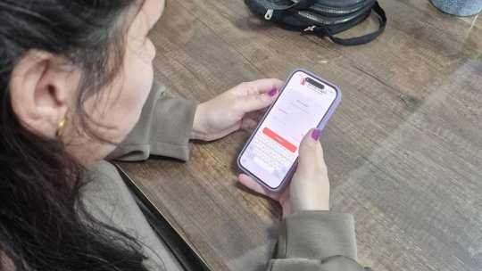 Copiii și adolescenții pot fi expuși unor riscuri uriaşe când socializează pe internet