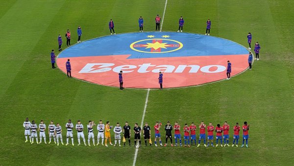 Superliga: FCSB a fost învinsă de U Cluj iar antrenorii Charalambous și Pintilii au demisionat