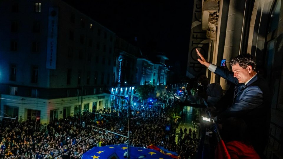 Judecătorii CCR urmează să valideze rezultatele alegerilor prezidențiale