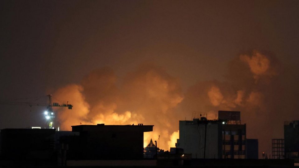 Israelul a bombardat Teheranul şi Beirutul, zicând că a trecut la faza a doua a atacurilor