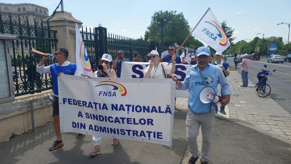 Măsurile anunțate de premier, “un experiment periculos pentru administrația locală”