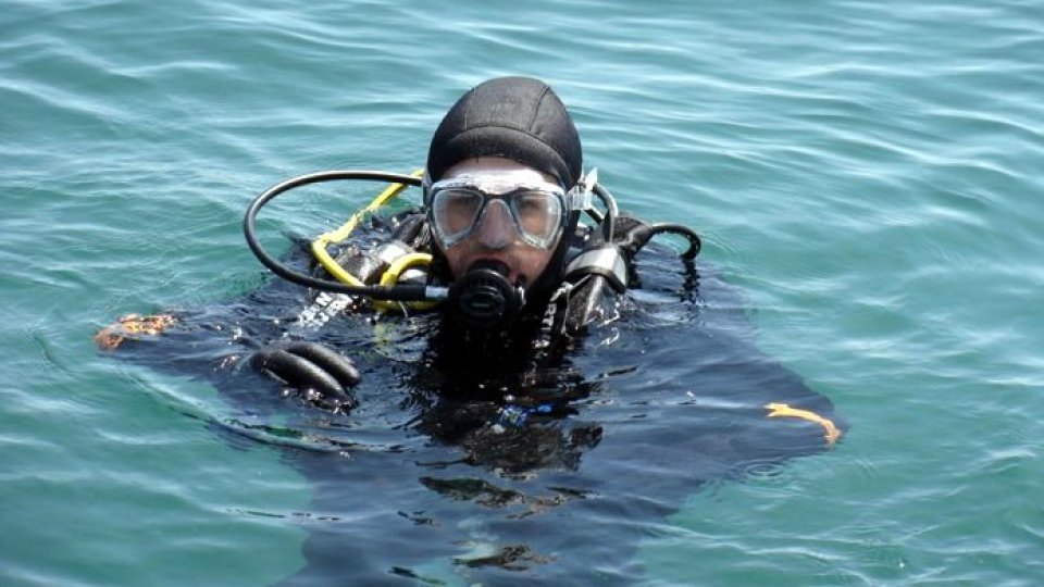 Scafandrii militari au neutralizat o dronă maritimă în Marea Neagră