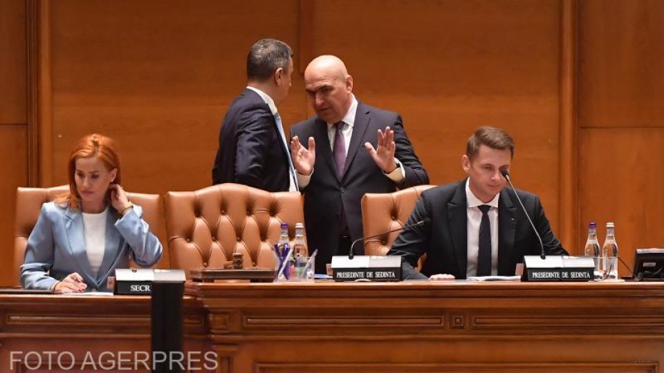 Duminică, Parlamentul dezbate și votează cele patru moțiuni de cenzură depuse de AUR