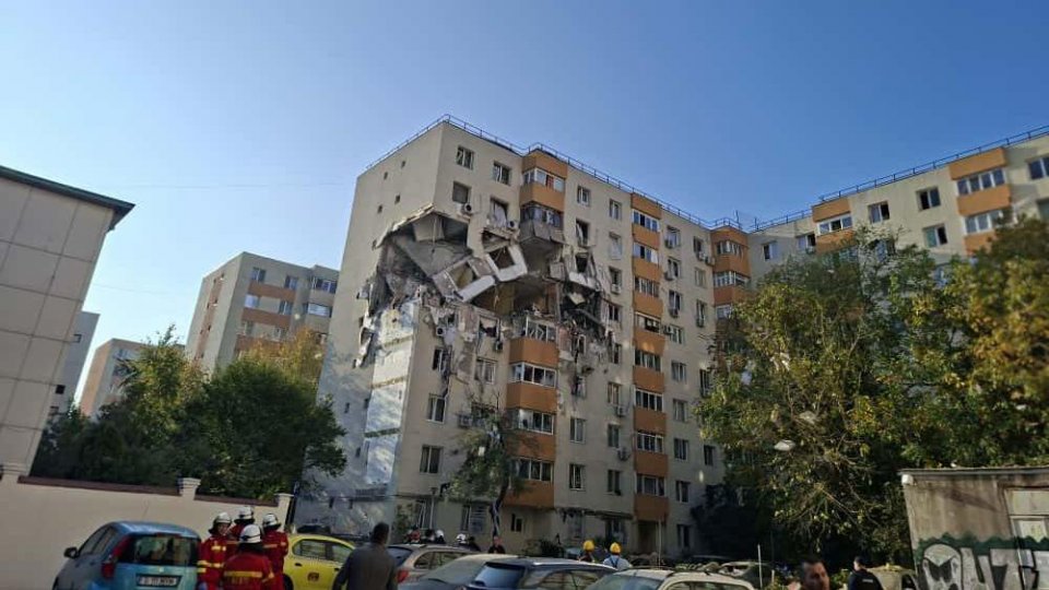 LIVE UPDATE: Explozie puternică la un bloc de pe Calea Rahovei din București. 3 morți și 13 răniți