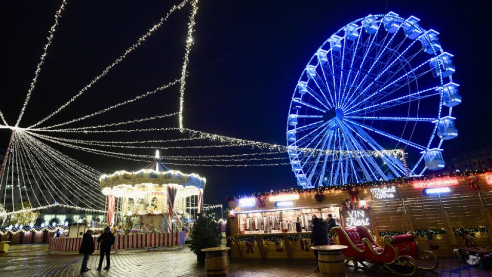 Se aprinde în București iluminatul festiv de sărbători