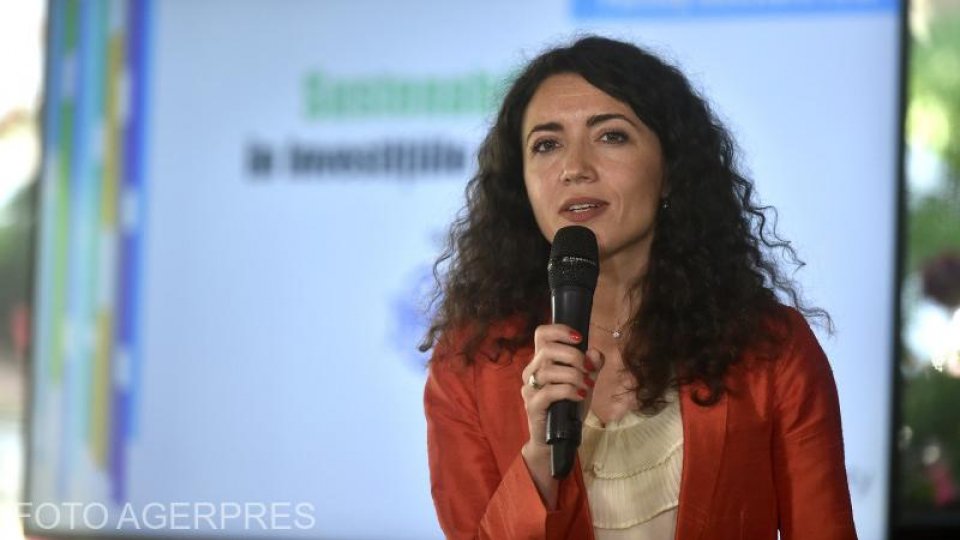 Varianta cea mai probabilă „e legată de majorarea TVA și a accizelor”
