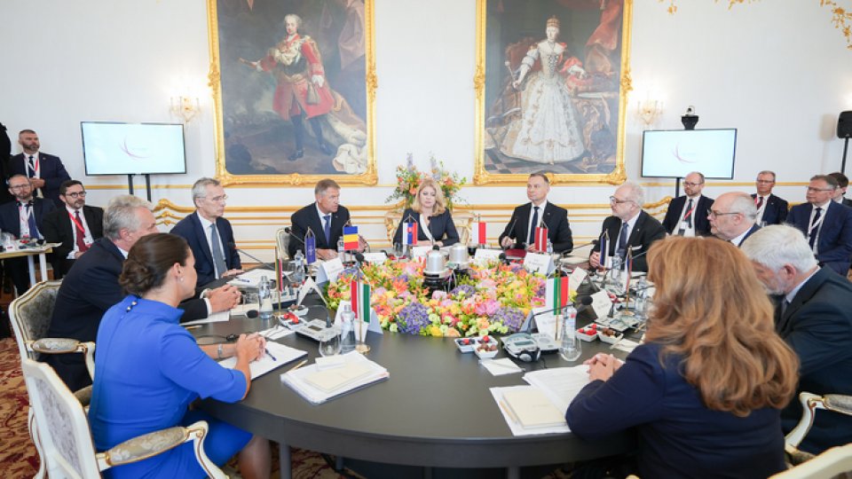 Declaraţia comună a liderilor formatului Bucureşti 9: Susţinem cu fermitate aspiraţiile euroatlantice ale Ucrainei