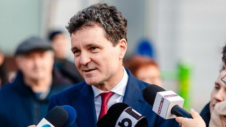 Discuție între președintele ales, Nicușor Dan, și președintele interimar, Ilie Bolojan