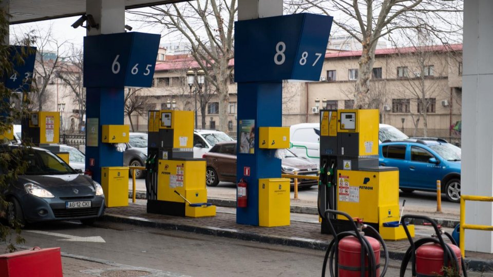 O nouă majorare a preţului motorinei, cu aproape 20 de bani