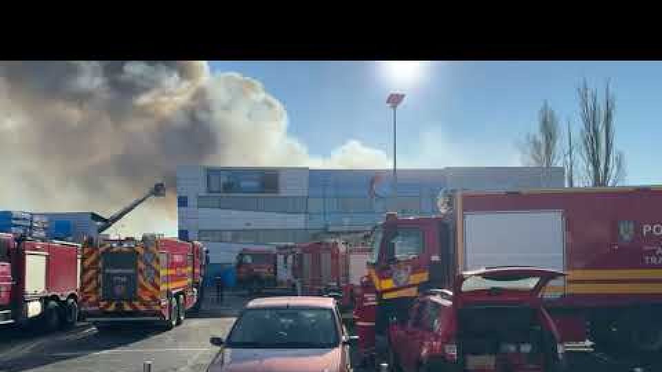 Incendiu în Capitală, mesaj Ro-Alert pentru locuitorii din zona bulevardului Iuliu Maniu