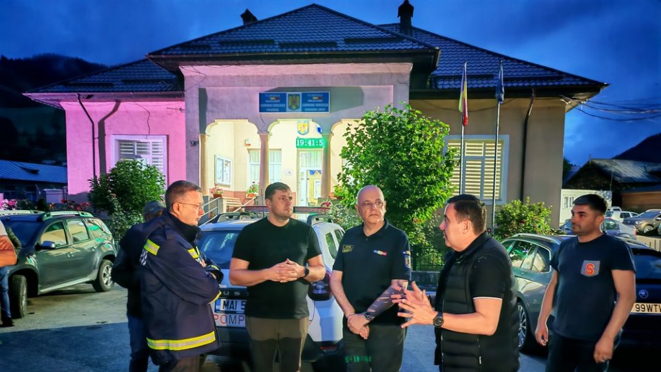 Suceava și Neamț: 112, inaccesibil ore întregi în zonele afectate de inundații