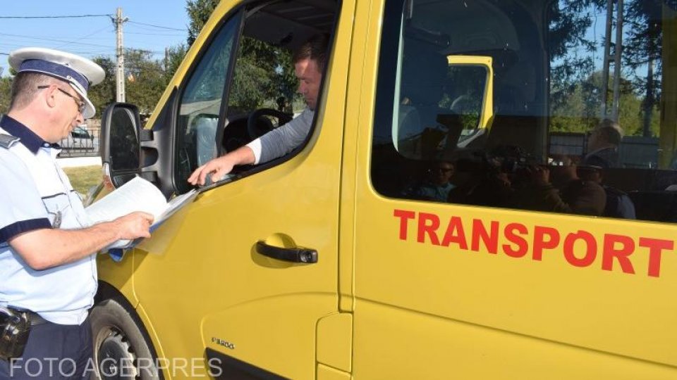 Comisia Europeană cere României să investigheze achiziţia microbuzelor prin PNRR