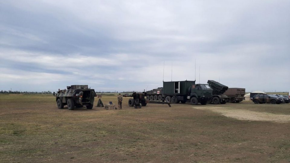 Două coloane de tehnică militară se vor deplasa de la Capu Midia spre garnizoanele lor