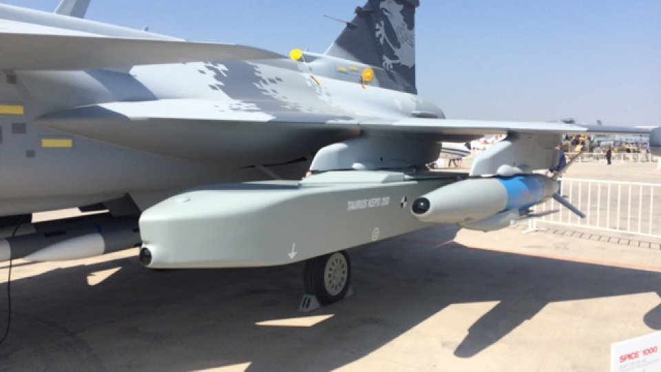 O companie românească a conceput şi construit prima rachetă de croazieră din ţară