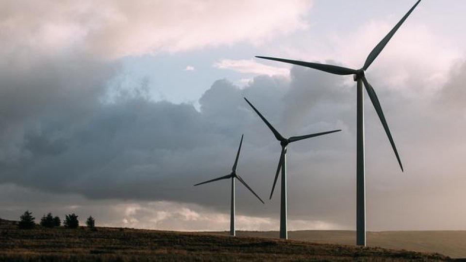 Intensificări ale vântului în zona estică a ţării