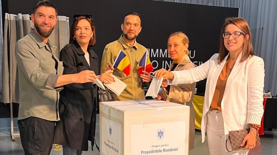 Cuvintele "schimbare" și "o viață mai bună" , cele mai folosite de votanții români din Spania