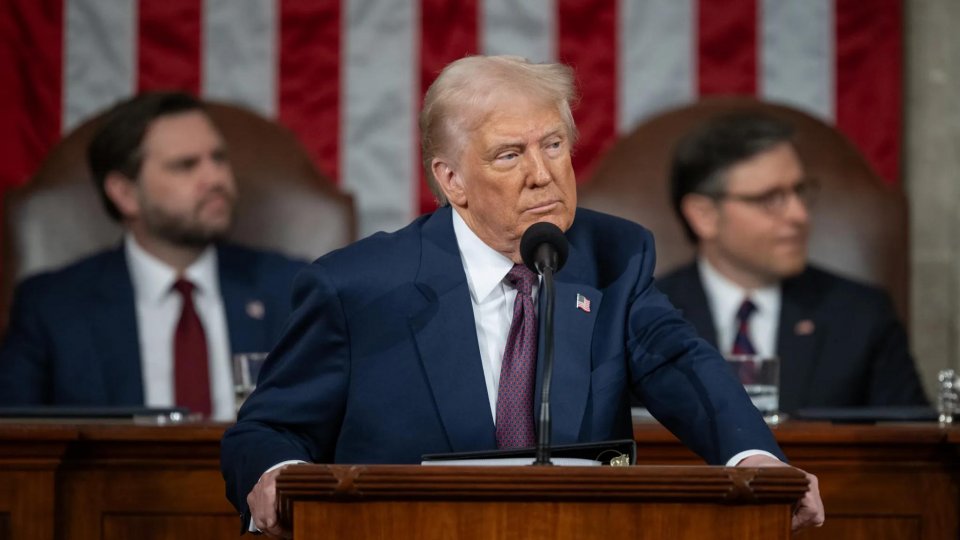 Donald Trump majorează taxele vamale de la 10% la 15%