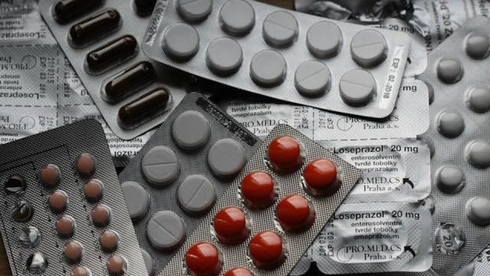 Medicamentele prescrise în baza reţetelor compensate pot fi ridicate de la farmacie,  fără să se prezinte fizic reţeta