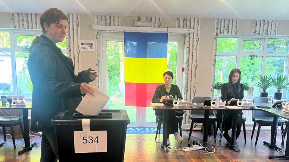 Ambasadorul României în Regatul Unit, despre amplasarea secţiilor de vot