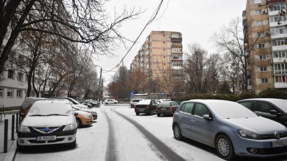 Peste trei mii de blocuri din București, fără apă caldă și căldură suficiente