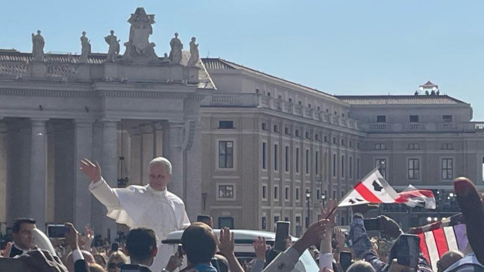 Slujba de întronizare a Papei Leon al XIV-lea are loc în piața San Pietro din Vatican