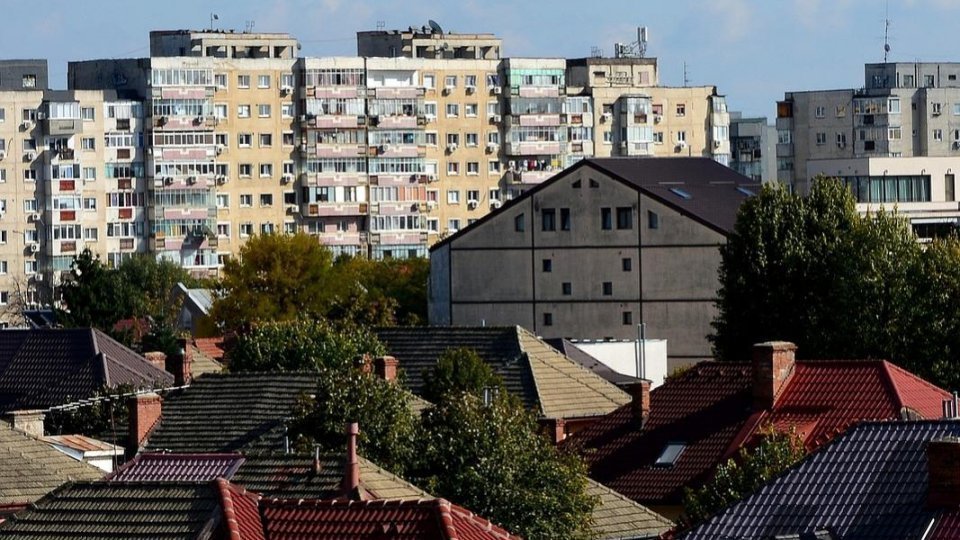 La nivel naţional sunt asigurate printr-o poliţă obligatorie peste 2,3 milioane de locuințe