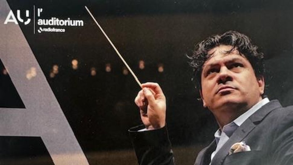 Paris: Orchestra Națională a Franței și Orchestra Română de Tineret, sub bagheta dirijorului Cristian Măcelaru