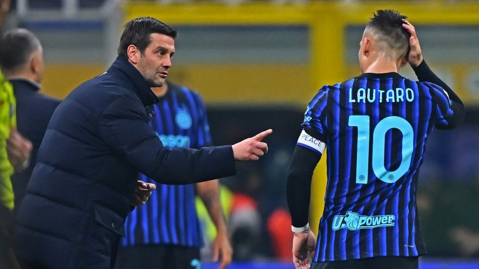 VIDEO Chivu, pe primul loc în Serie A. Man, pasă de gol pentru liderul din Olanda