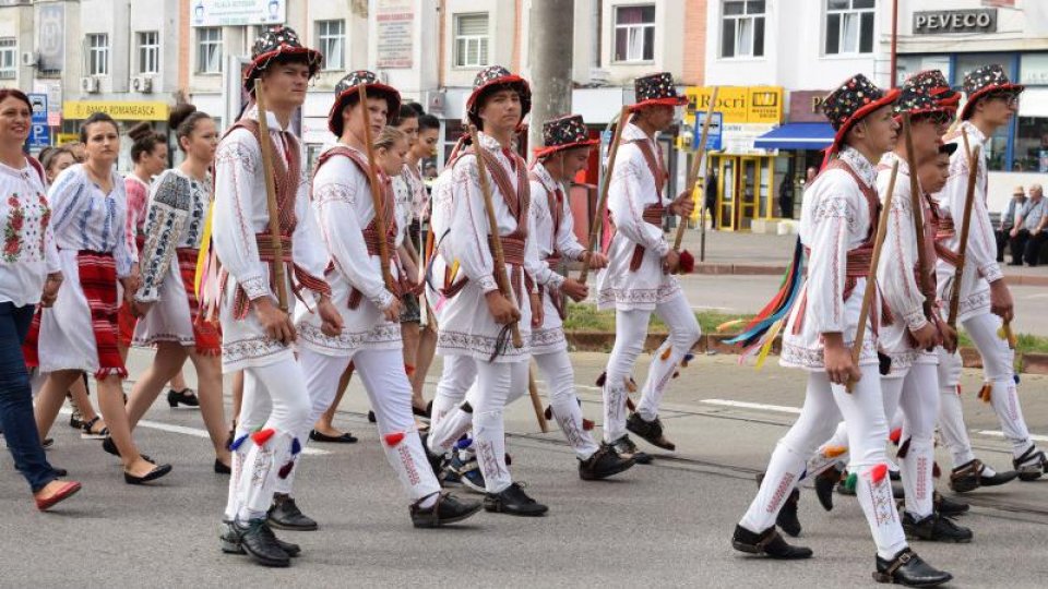 Demersuri pentru înscrierea Dansului fecioresc pe lista UNESCO