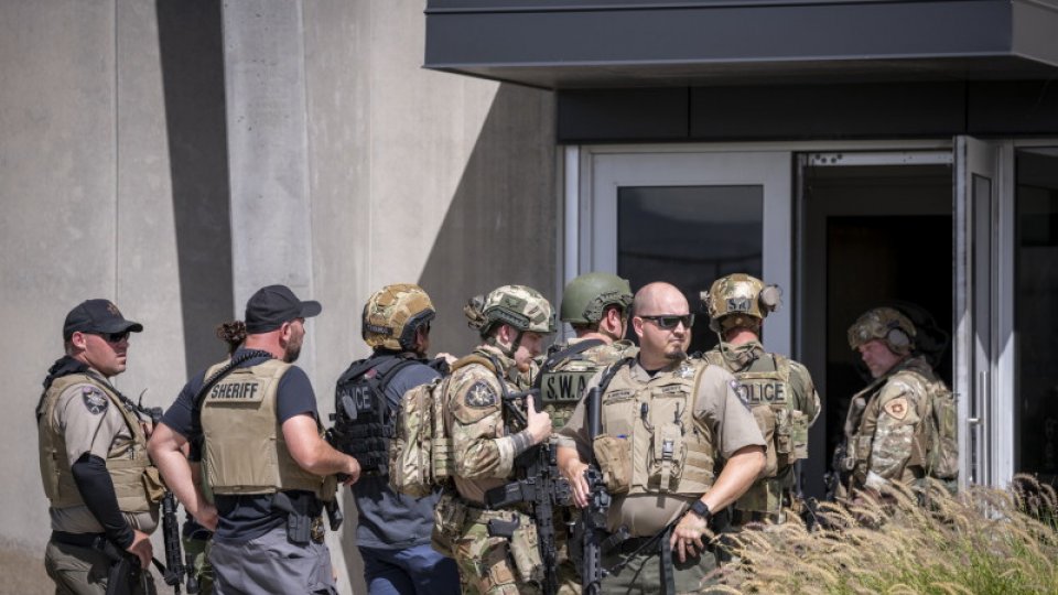 Asasinarea lui Charlie Kirk: Anchetatorii au arma și imagini cu suspectul