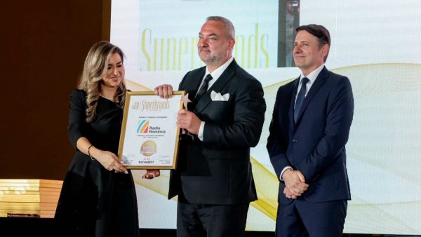 Radio România primește distincția Superbrands pentru un secol de încredere, jurnalism și cultură