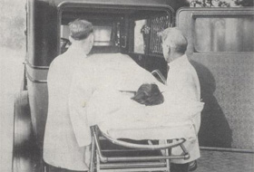 Interwar years: the first road-side help on the way to the emergency room.