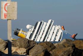 Nava de croazieră Costa Concordia.