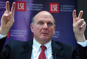 Directorul executiv al Microsoft, Steve Ballmer.