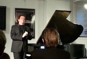 Pianistul Horia Mihail la New York.
