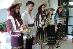 Ziua universală a iei la Centrul de Cultură &rdquo;Brătianu&rdquo; din Ștefănești-Argeș.