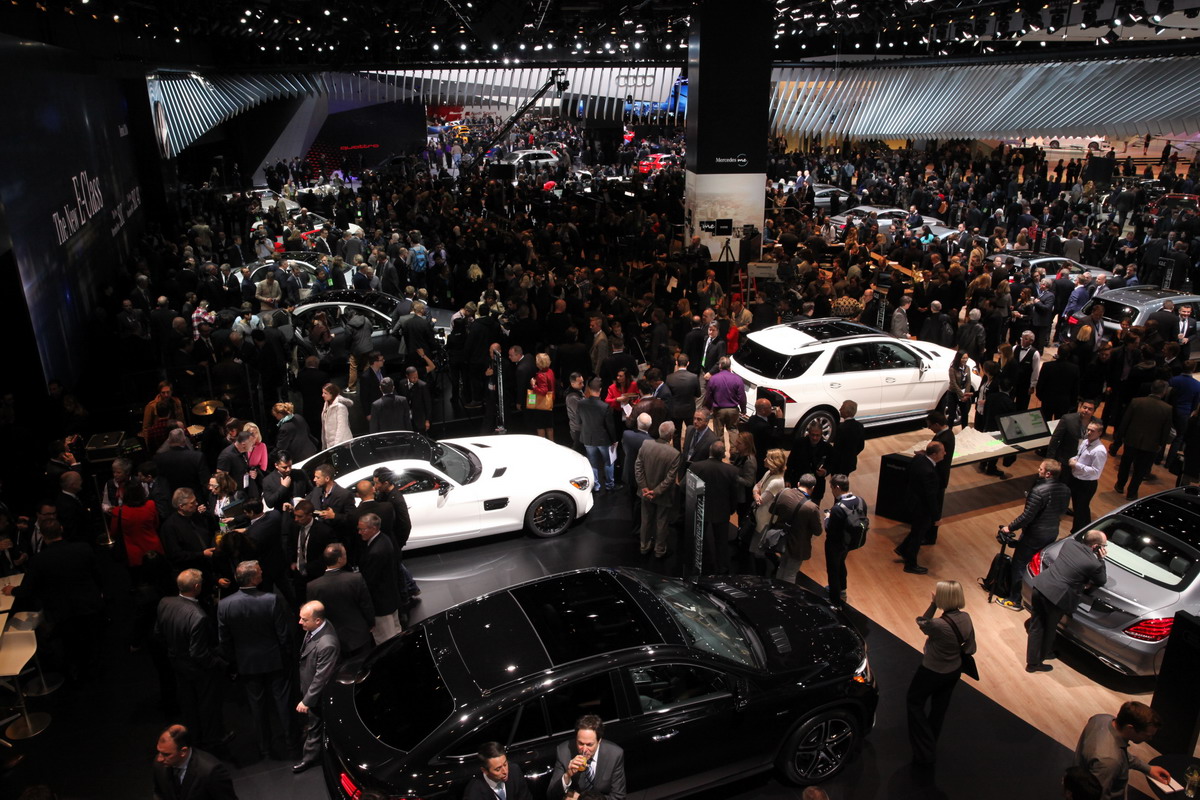 Salonul auto de la Detroit, ianuarie 2016.
